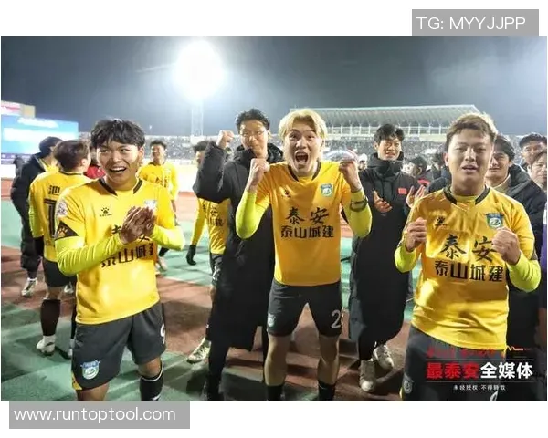 布朗&波尔津吉斯半场合砍33分，凯尔特人领先太阳19分